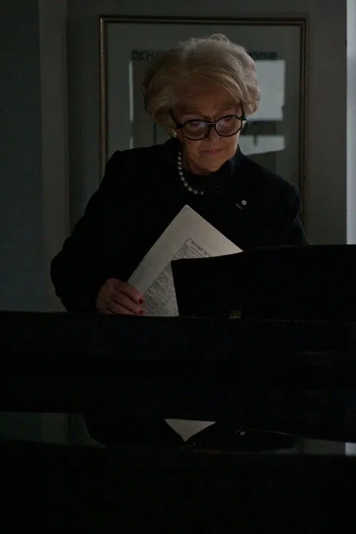 Rosemarie Landry: Sharing Lyric Art